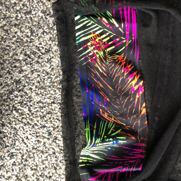 Rave mesh top - Picture 2 of 3